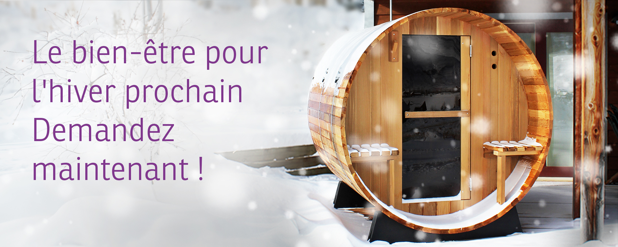 sauna au tonneau dans la neige image d'ambiance